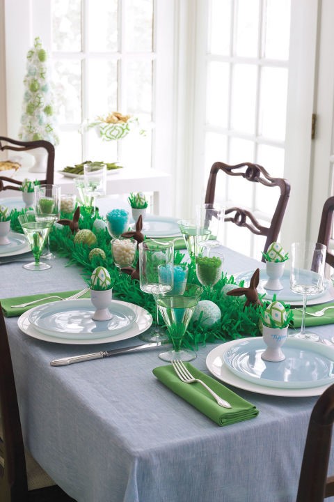 Easter theme party table setting